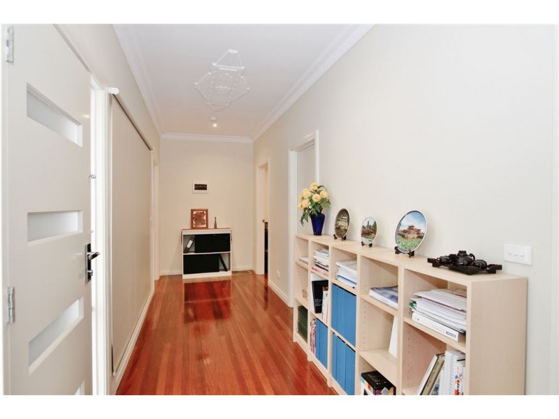 1/108 Buckley Street, Noble Park VIC 3174