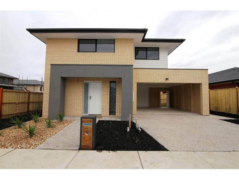 2 Denmark Road, Keysborough VIC 3173