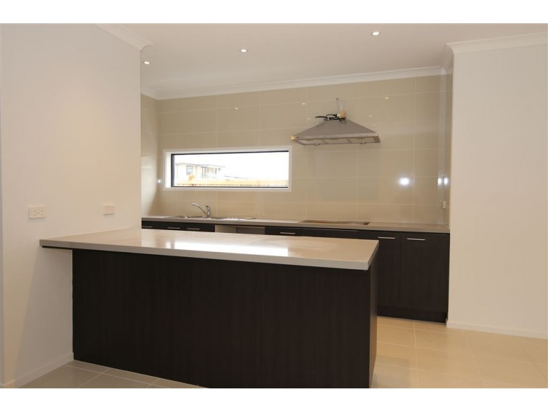2 Denmark Road, Keysborough VIC 3173