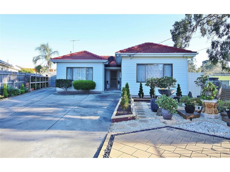 8 Dallimore Court, Noble Park VIC 3174