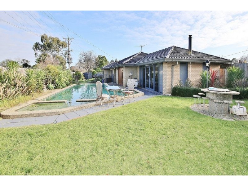 2 Western Way, Narre Warren VIC 3805