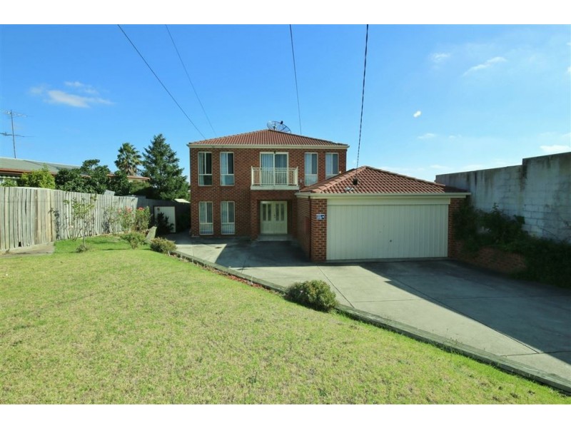 2 Ferguson court, Eumemmerring VIC 3177