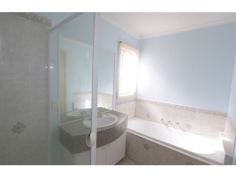 2 Ferguson court, Eumemmerring VIC 3177