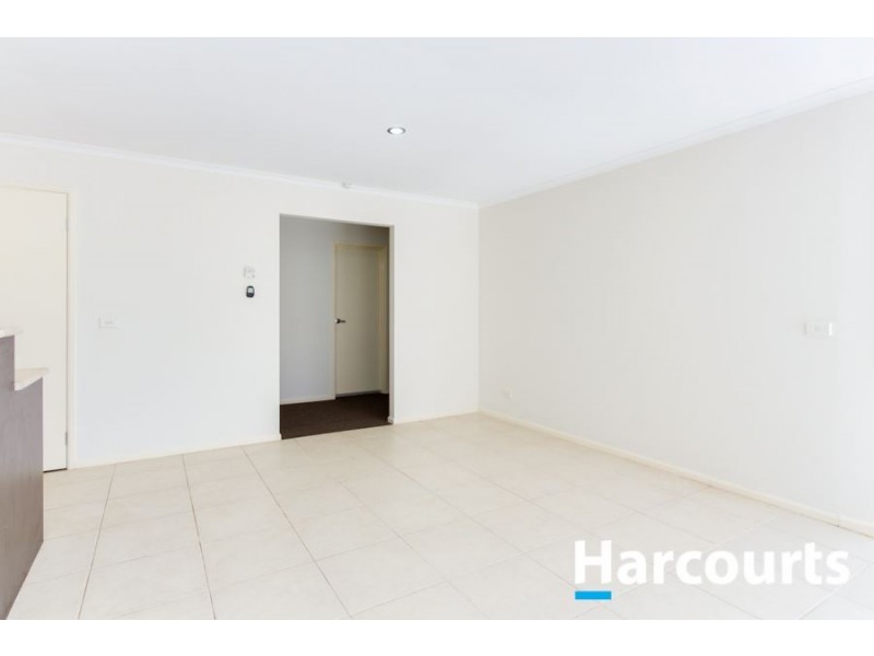 4 Robusta Drive, Cranbourne VIC 3977