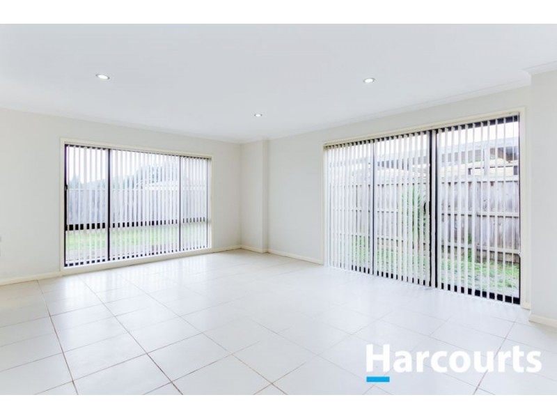 4 Robusta Drive, Cranbourne VIC 3977