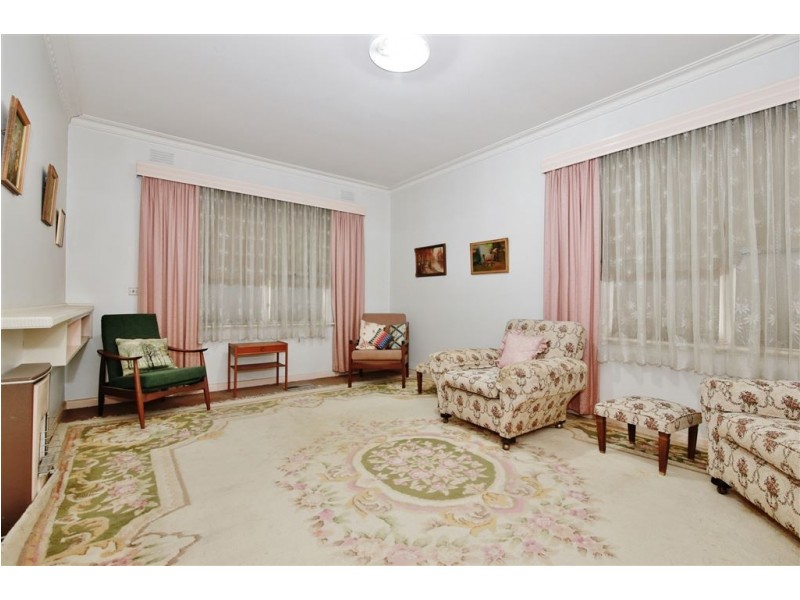 25 Royal Avenue, Springvale VIC 3171