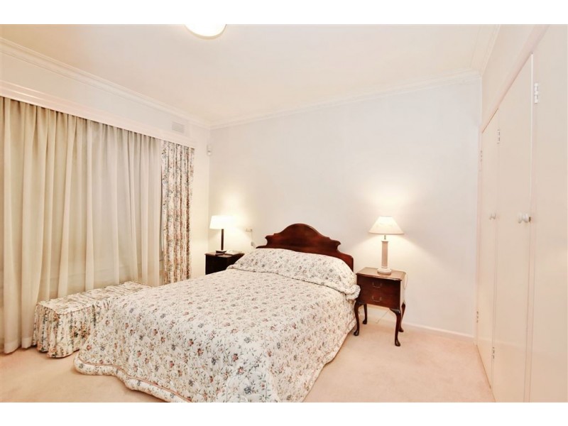 25 Royal Avenue, Springvale VIC 3171