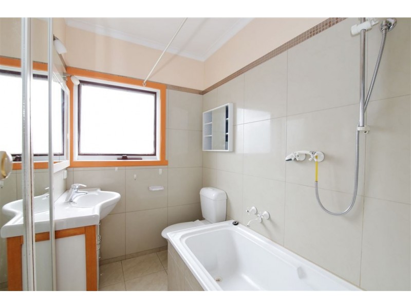 1/1 Springfield Court, Noble Park North VIC 3174