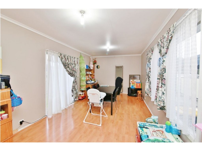 2 Sharon Road, Springvale South VIC 3172