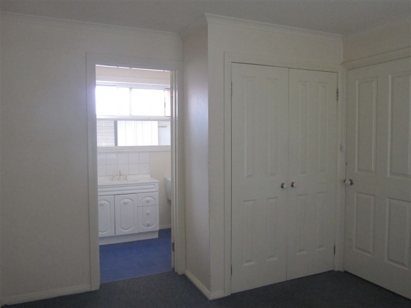 2/1030 Heatherton Road, Noble Park VIC 3174