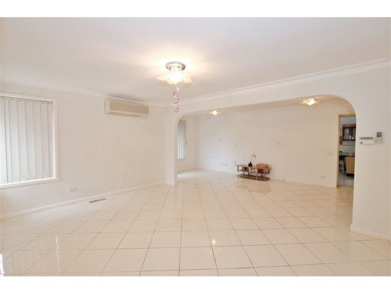 13 Springfield Road, Springvale South VIC 3172