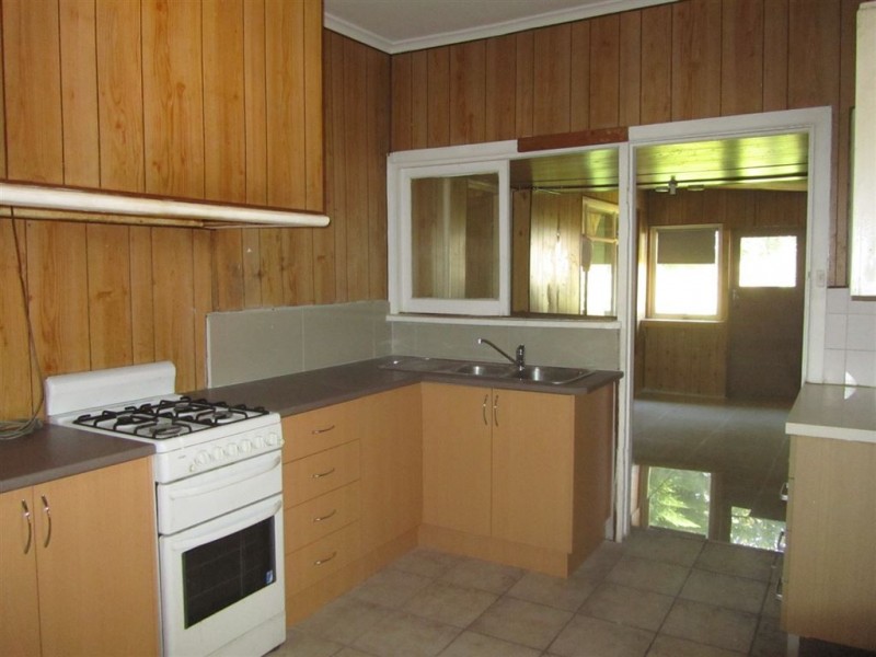 15 Victoria Avenue, Springvale VIC 3171