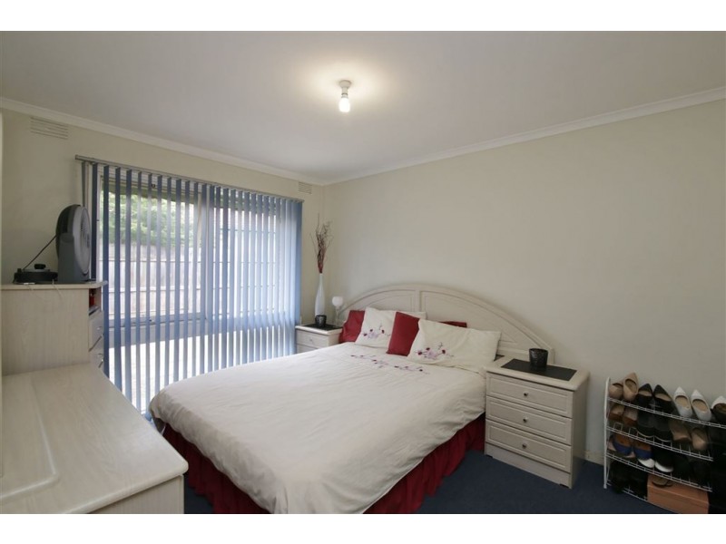 17 Serpentine Road, Keysborough VIC 3173