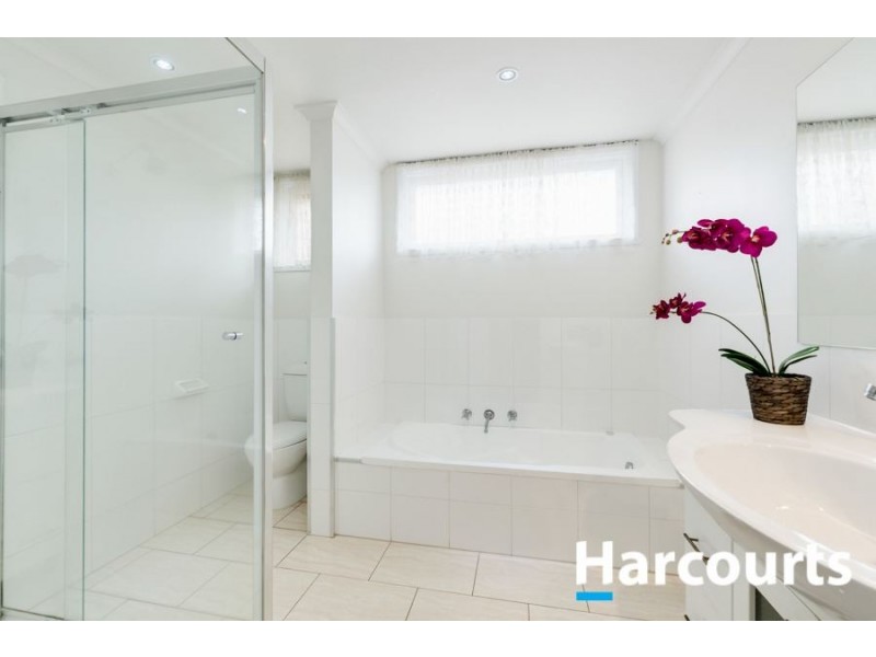 2 Flower Street, Ferntree Gully VIC 3156