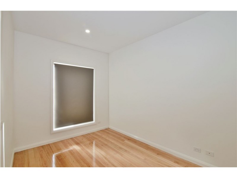 18B Hillcrest Grove, Springvale VIC 3171