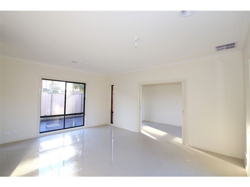 2/29 Stephenson Street, Springvale VIC 3171