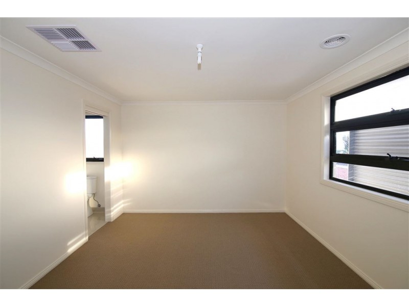 2/29 Stephenson Street, Springvale VIC 3171