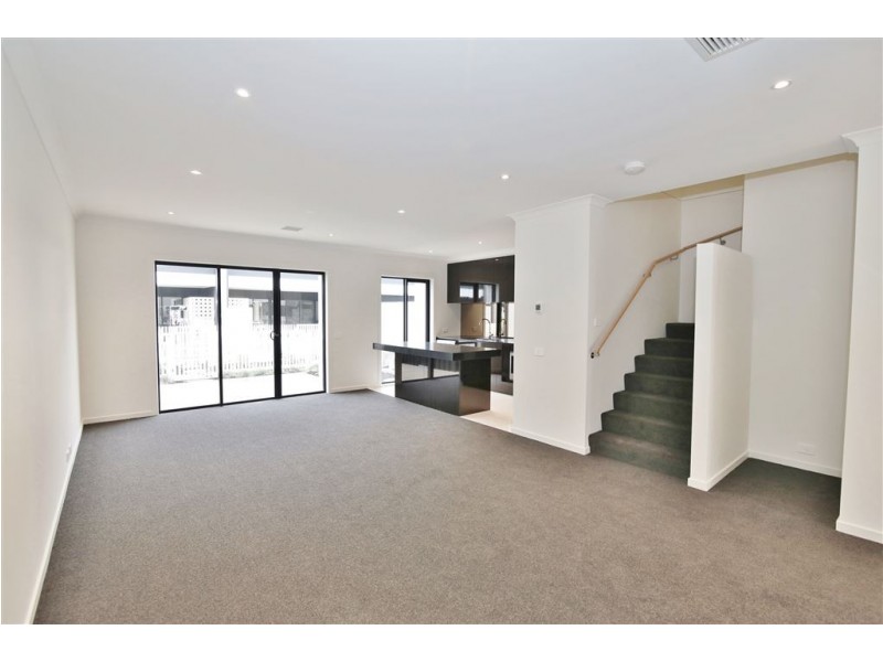 19 Binda Avenue, Springvale VIC 3171