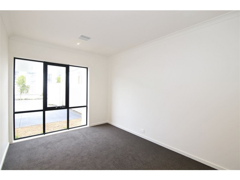 19 Binda Avenue, Springvale VIC 3171