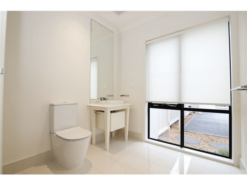 19 Binda Avenue, Springvale VIC 3171