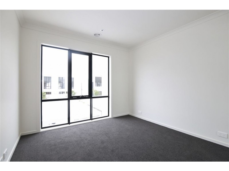 19 Binda Avenue, Springvale VIC 3171