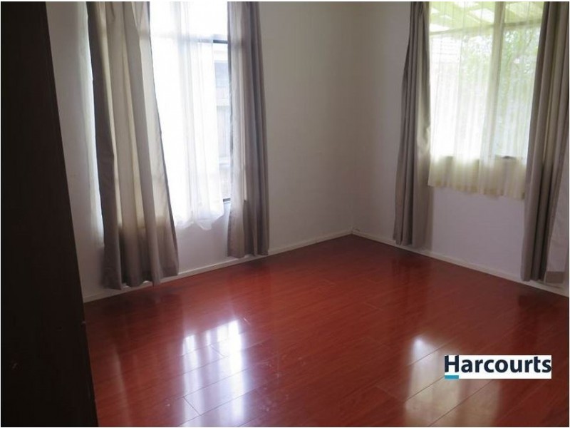 3 Oak Avenue, Doveton VIC 3177