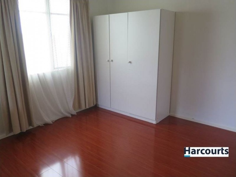 3 Oak Avenue, Doveton VIC 3177