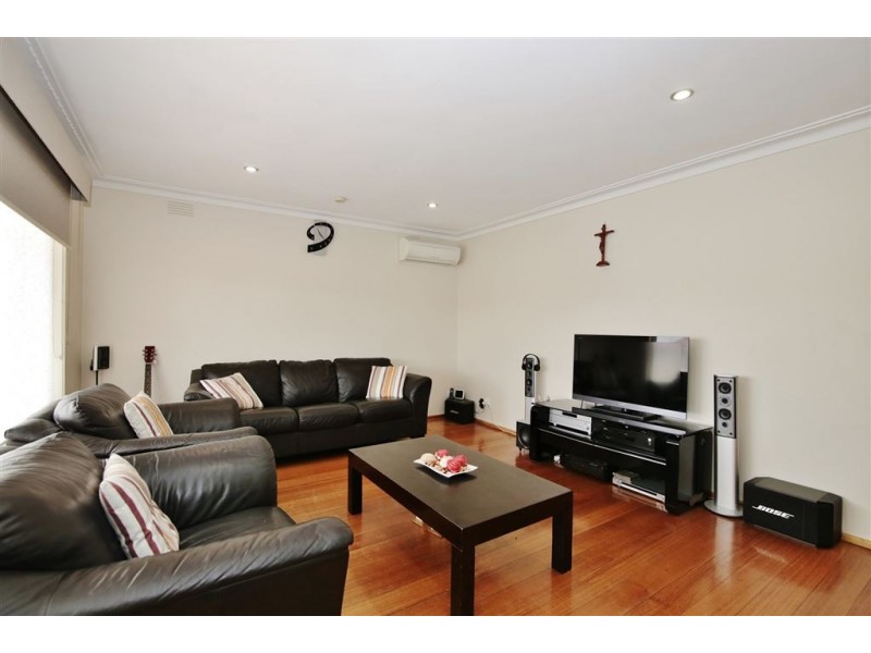 51 Emerald Drive, Springvale VIC 3171