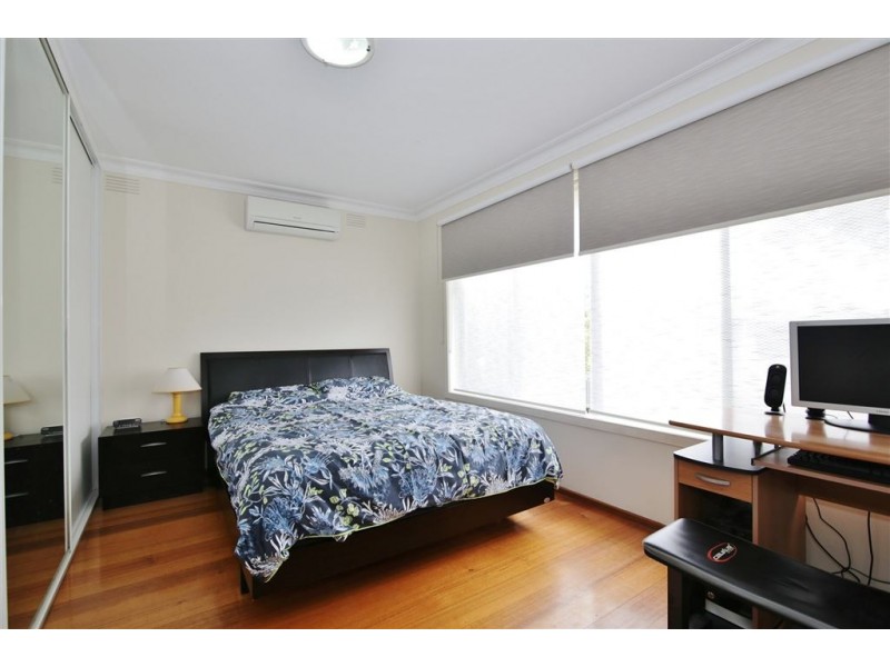 51 Emerald Drive, Springvale VIC 3171