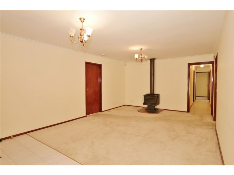 25 Turner Close, Springvale VIC 3171