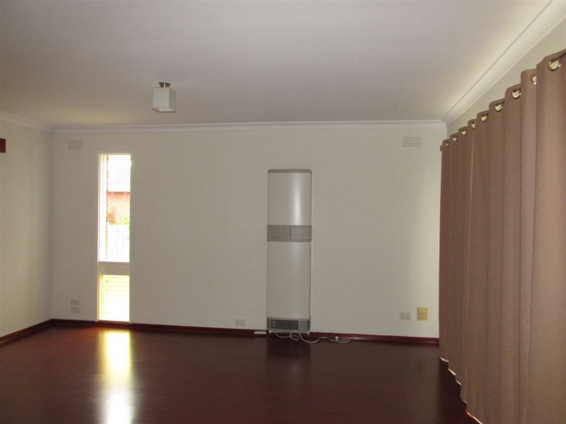 10 Clarence Avenue, Keysborough VIC 3173