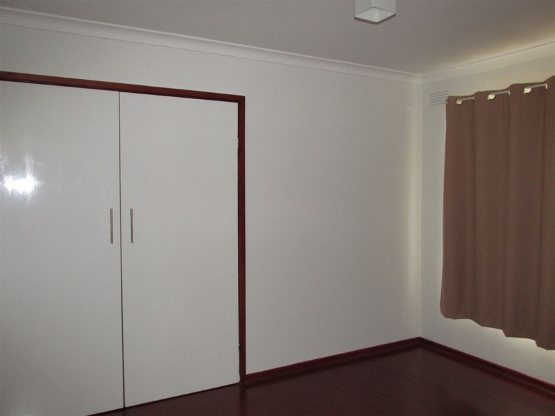 10 Clarence Avenue, Keysborough VIC 3173