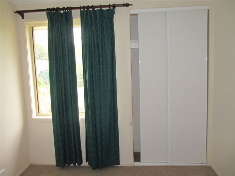 39 Warrenwood Place, Narre Warren VIC 3805