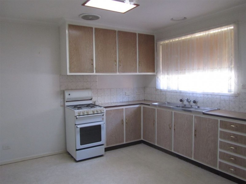 1/79 Cleeland Street, Dandenong VIC 3175