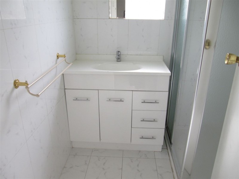 7 Oak Avenue, Doveton VIC 3177