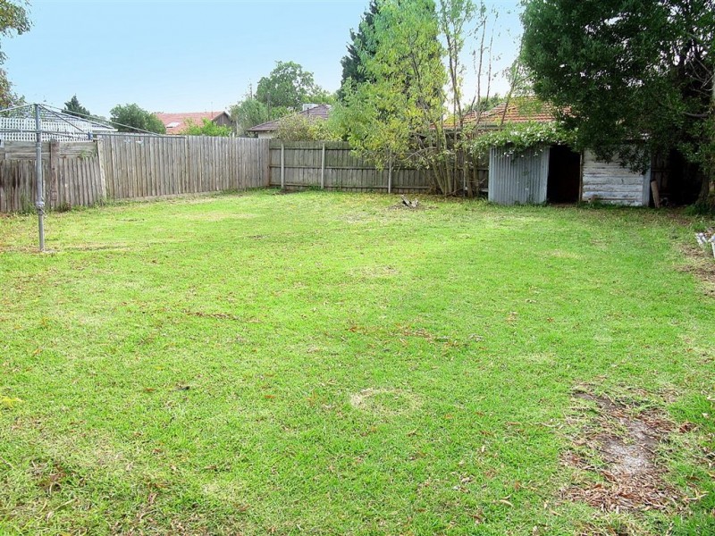 7 Oak Avenue, Doveton VIC 3177