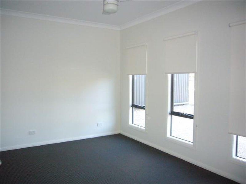 2 Ridgeway Avenue, Enfield SA 5085