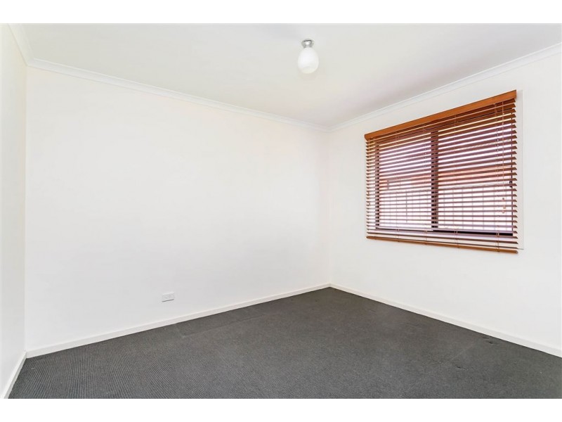 28 Hamra Drive, Smithfield SA 5114