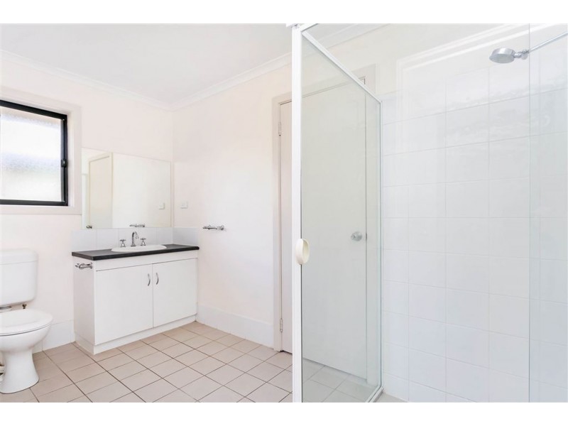 28 Hamra Drive, Smithfield SA 5114