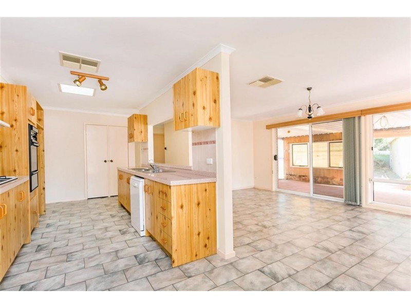 60 Coppleridge Drive, Elizabeth Vale SA 5112