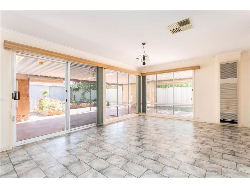 60 Coppleridge Drive, Elizabeth Vale SA 5112