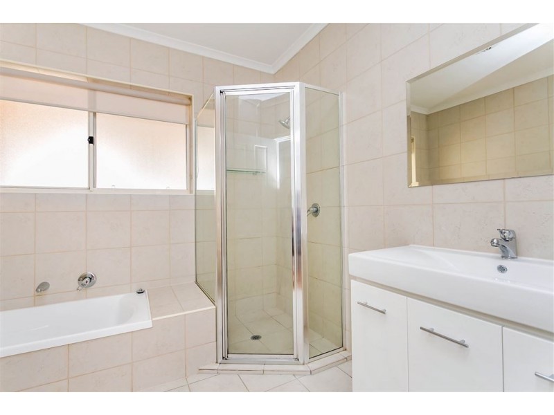 21 Murrell Road, Para Hills SA 5096