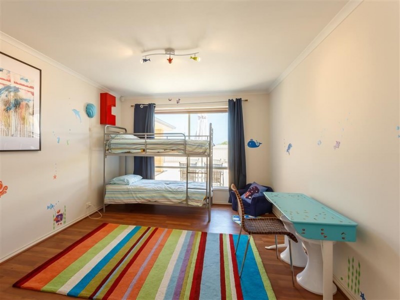 1 Islesworth Street, North Beach SA 5556