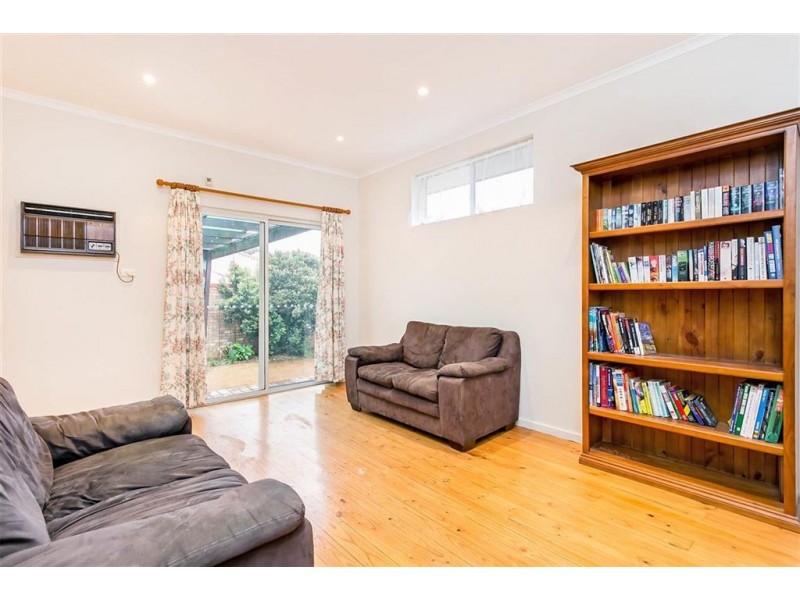 16 Dundee Road, Modbury SA 5092