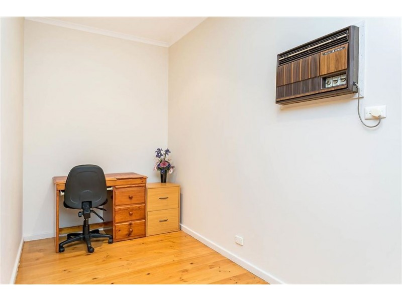 16 Dundee Road, Modbury SA 5092