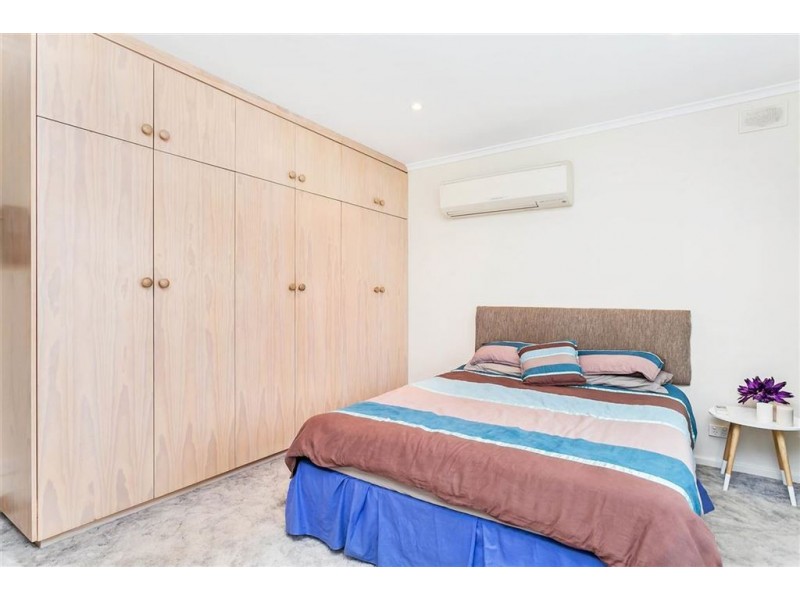 16 Dundee Road, Modbury SA 5092