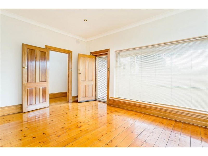 11 Lorraine Avenue, Manningham SA 5086