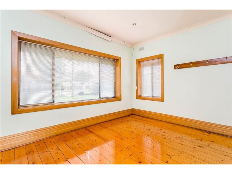 11 Lorraine Avenue, Manningham SA 5086