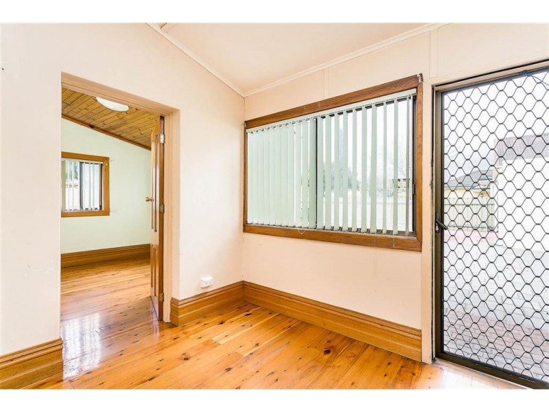 11 Lorraine Avenue, Manningham SA 5086