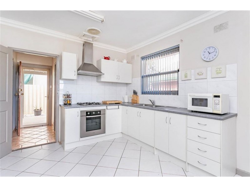 2 Aquamarine Drive, Salisbury East SA 5109